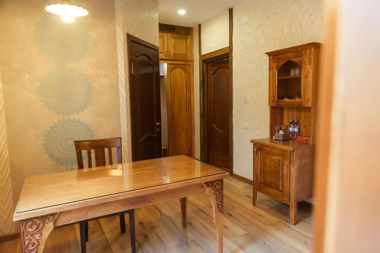 Orbita Boutique Hotel Shymkent Bagian luar foto